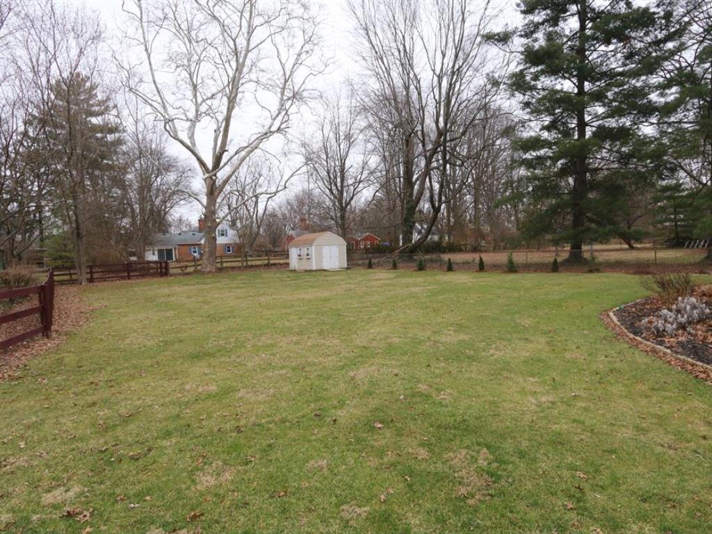 652 Christopal Dr, Cincinnati, OH 45231 photo 23