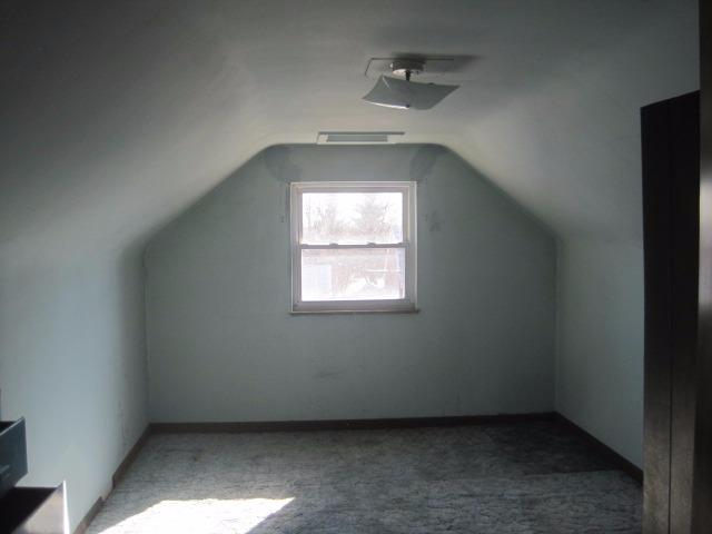 9300 Rambler Pl, Mount Healthy, OH 45231 photo 4