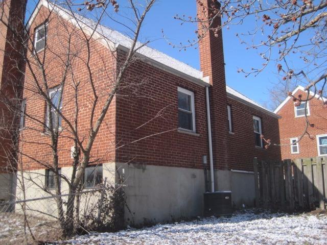 9300 Rambler Pl, Mount Healthy, OH 45231 photo 2