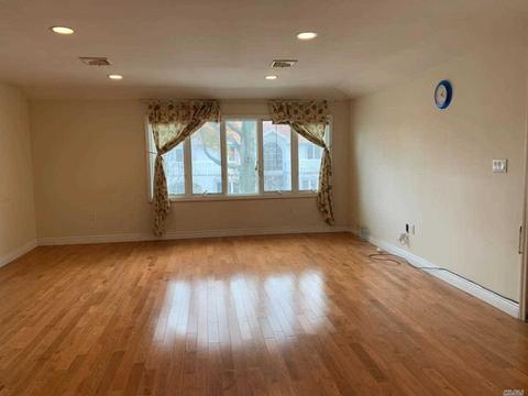 308 Brookhaven Ave, Woodlawn, OH 45215 photo 4