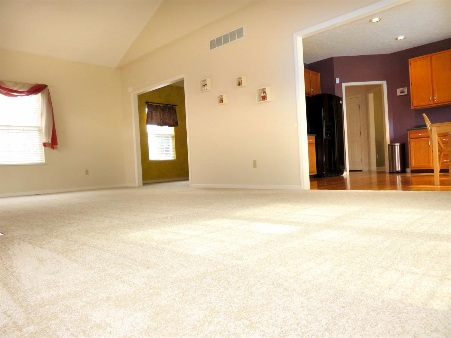 4055 Lenox Dr, Cincinnati, OH 45245 photo 6