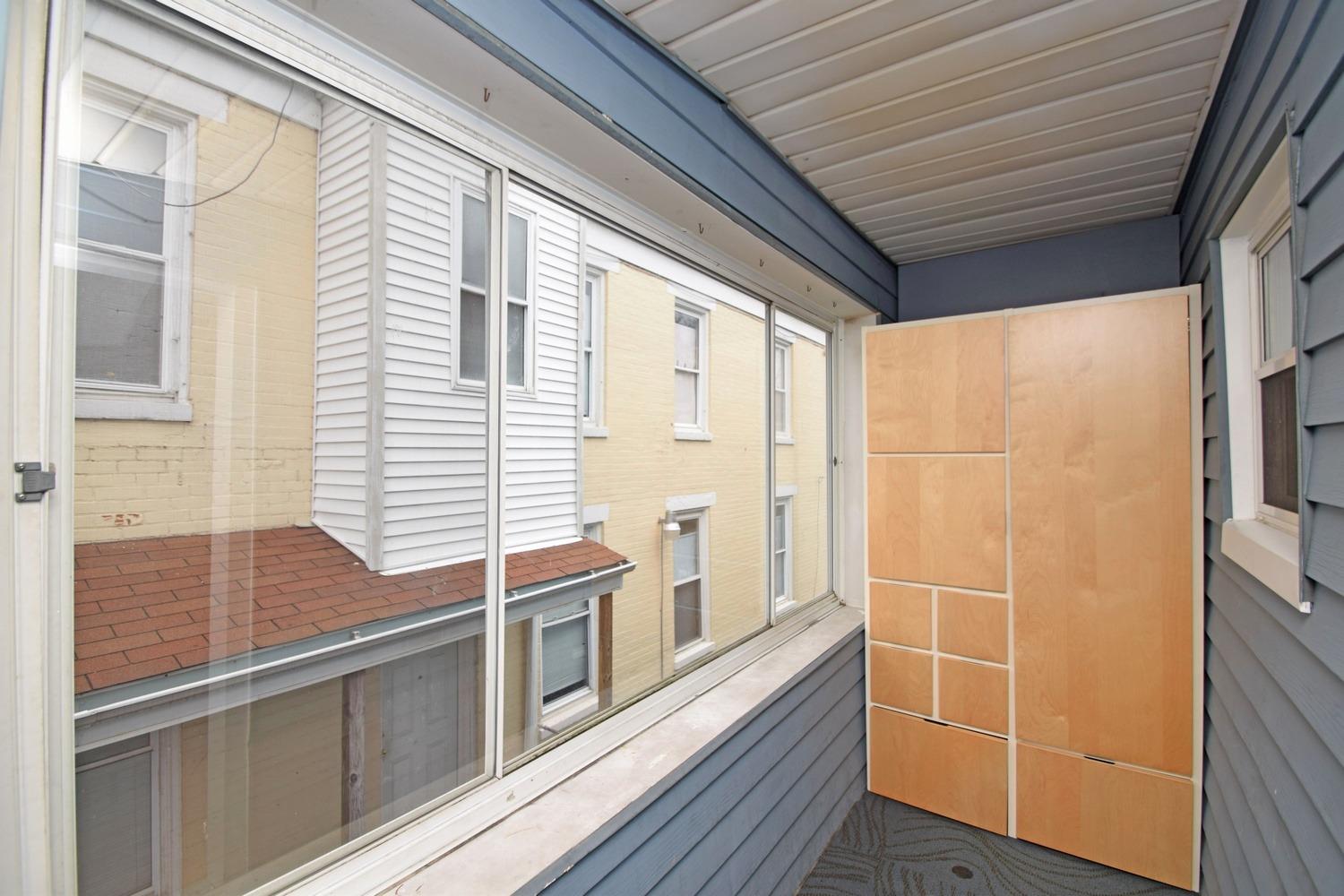 2373 Flora St, Cincinnati, OH 45219 photo 22