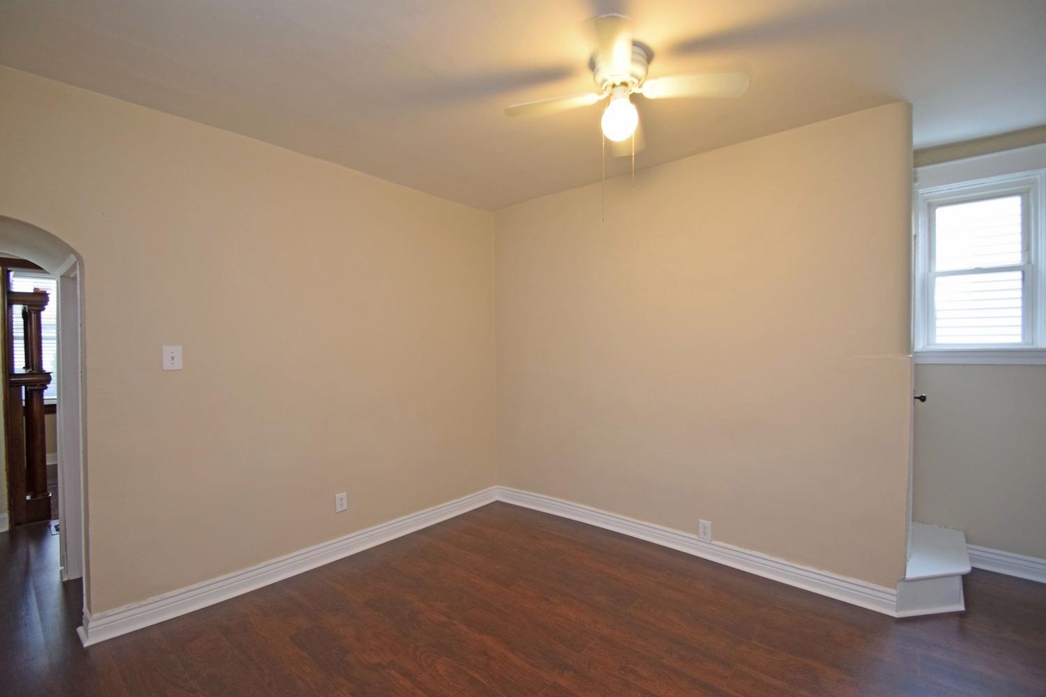2373 Flora St, Cincinnati, OH 45219 photo 8