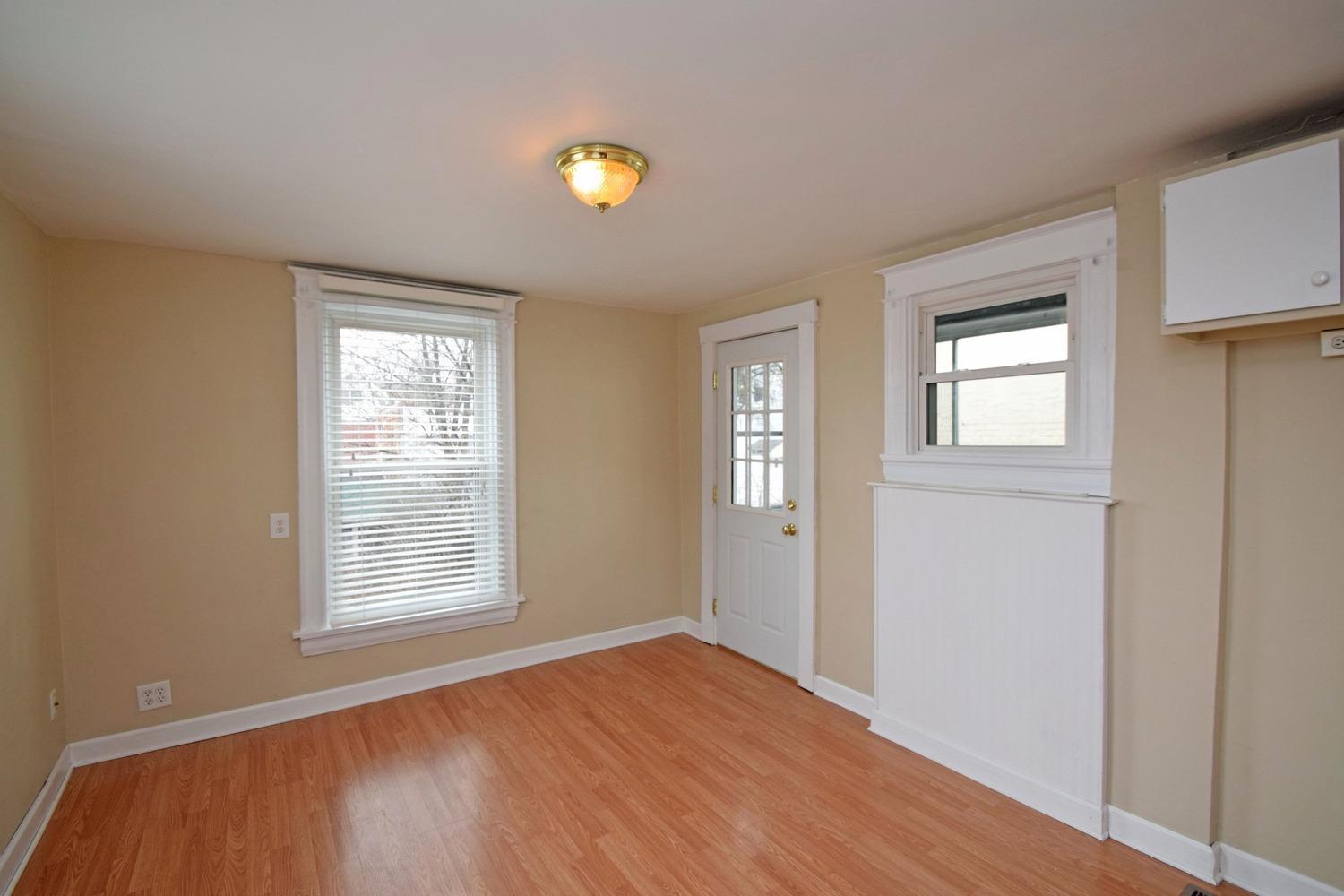 2373 Flora St, Cincinnati, OH 45219 photo 20
