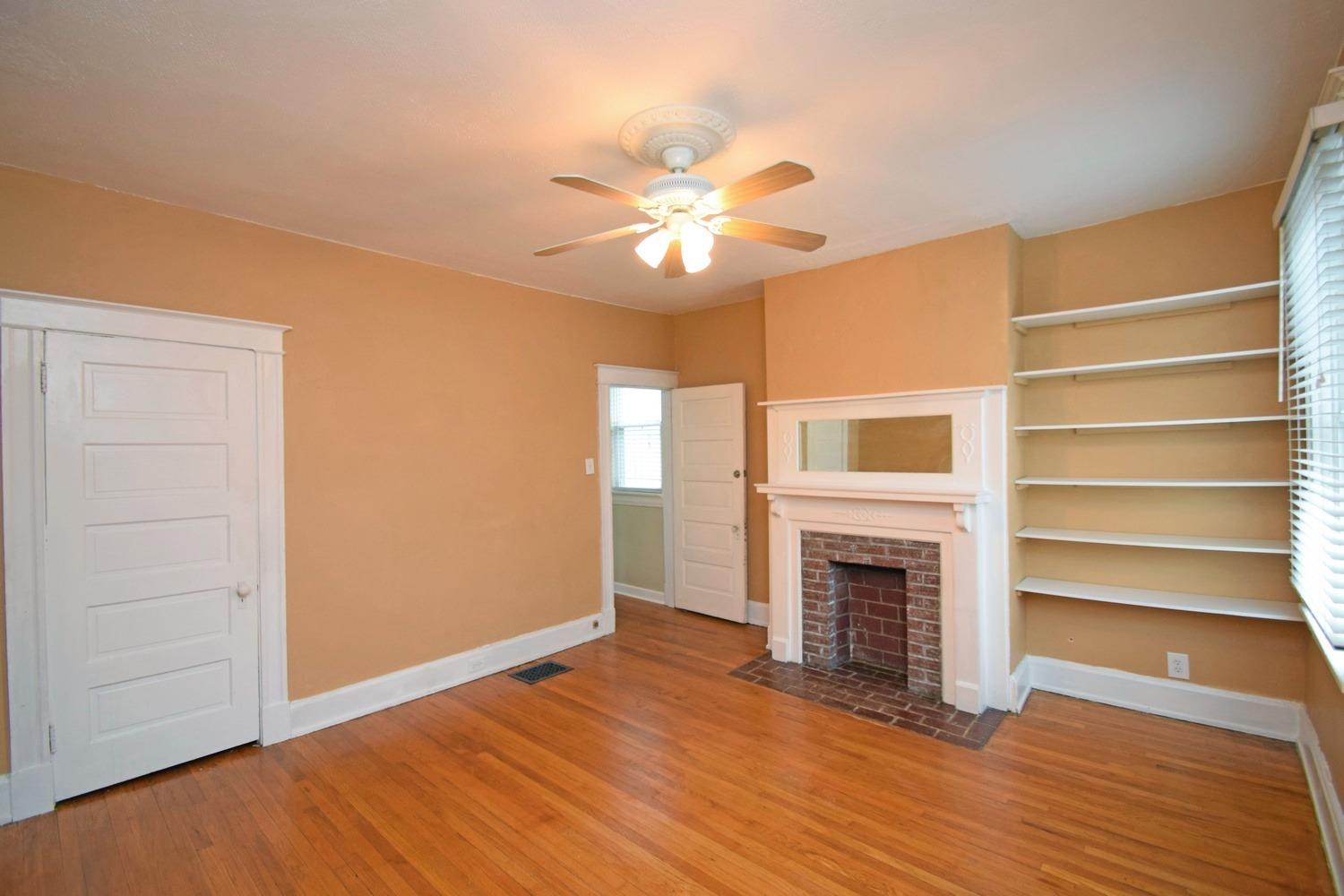 2373 Flora St, Cincinnati, OH 45219 photo 14