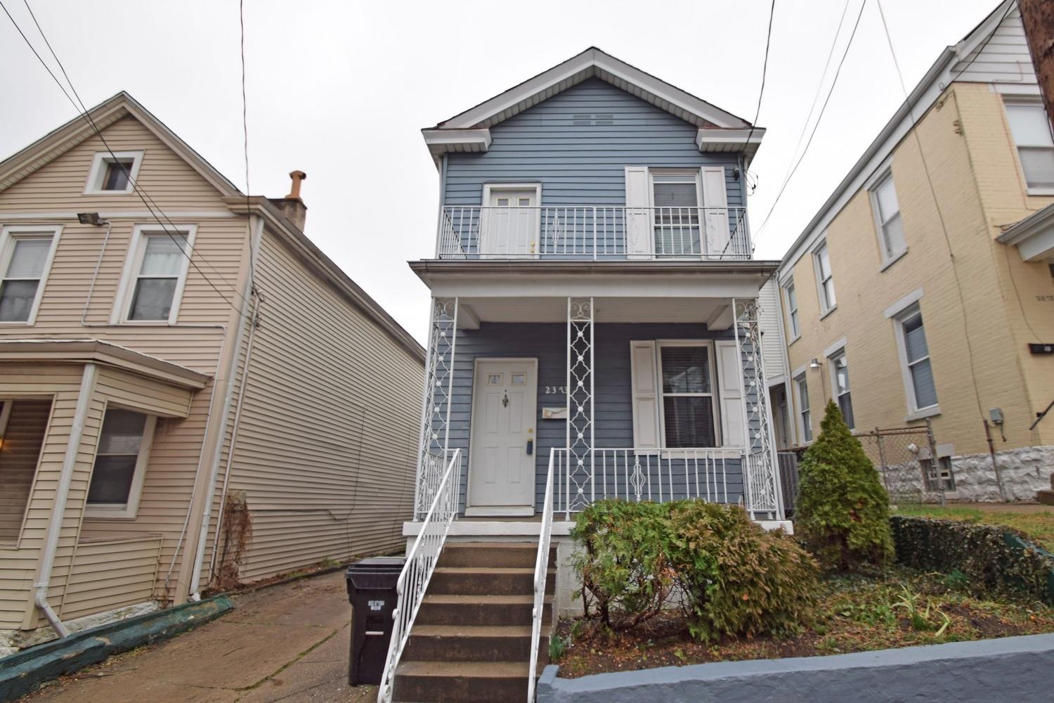 2373 Flora St, Cincinnati, OH 45219 photo 1