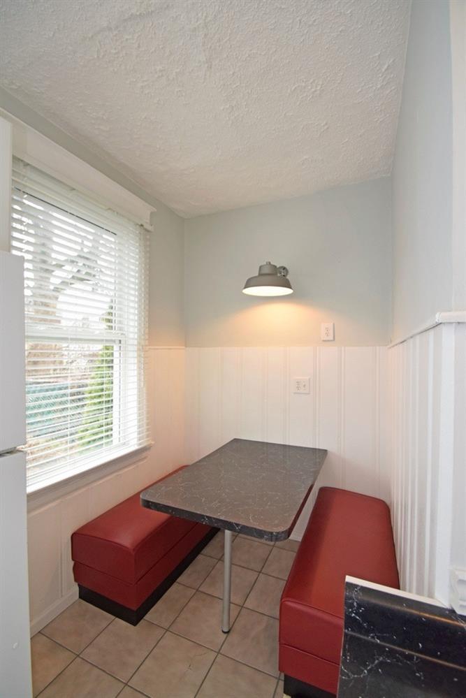 2373 Flora St, Cincinnati, OH 45219 photo 12