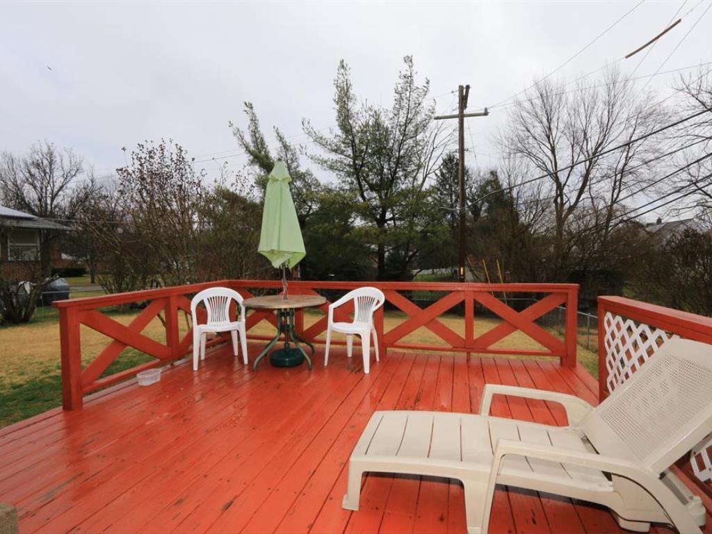 1 Hamlin Dr, Greenhills, OH 45218 photo 16