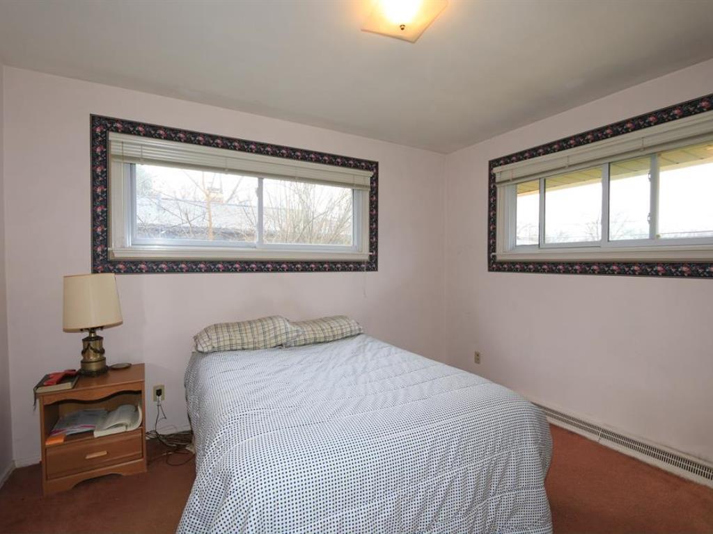 1 Hamlin Dr, Greenhills, OH 45218 photo 13