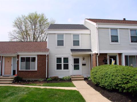 533 Constitution Sq, Cincinnati, OH 45255 photo 1