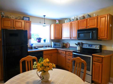 2130 Crest Rd, Forest Park, OH 45240 photo 6