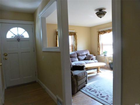 2130 Crest Rd, Forest Park, OH 45240 photo 2