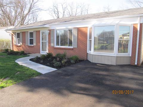 623 Carefree Dr, Cincinnati, OH 45244 photo 1