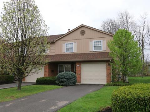 467 Mcintosh Dr, Cincinnati, OH 45255 photo 1