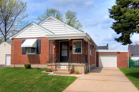 1926 Acorn Dr, Cincinnati, OH 45231 photo 1