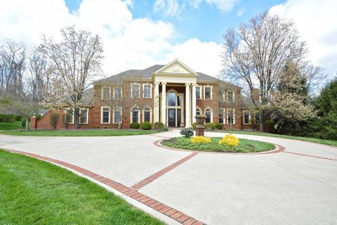 8380 Kugler Mill Rd, Cincinnati, OH 45243 photo 1