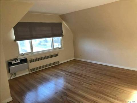 2015 Cathedral Ln, Hamilton, OH 45013 photo 1