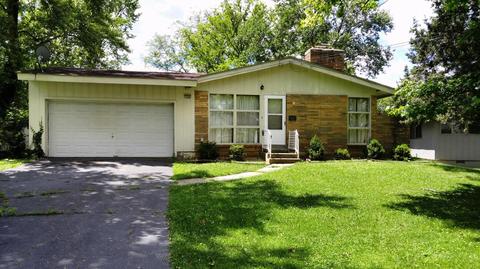 719 Converse Dr, Forest Park, OH 45240 photo 1