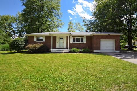 827 Bennett Ln, Cincinnati, OH 45245 photo 1