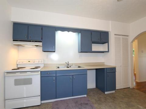 405 Depot St, Blanchester, OH 45107 photo 6