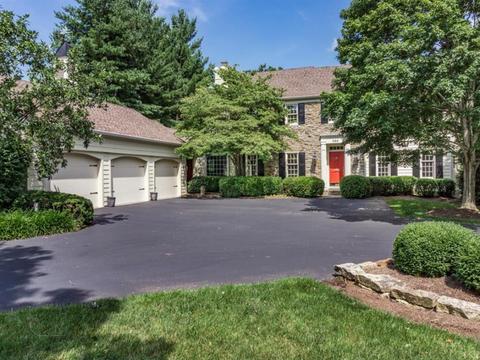 560 Chaswil Dr, Cincinnati, OH 45255 photo 1