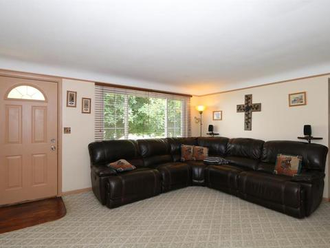 559 Hal Cor Ln, Cincinnati, OH 45255 photo 4