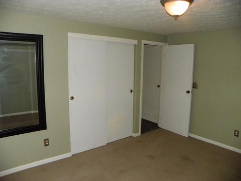 4304 Cider Mill Dr, Cincinnati, OH 45245 photo 9