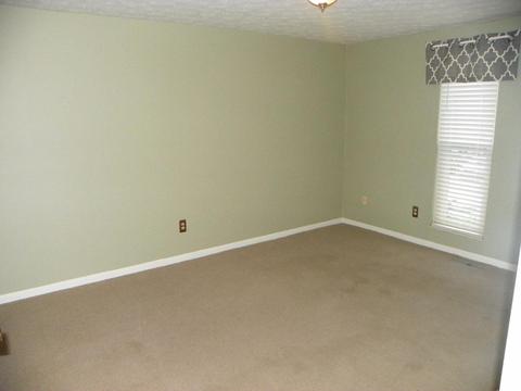 4304 Cider Mill Dr, Cincinnati, OH 45245 photo 8