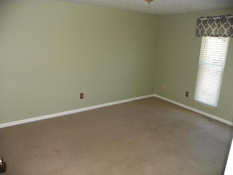 4304 Cider Mill Dr, Cincinnati, OH 45245 photo 13