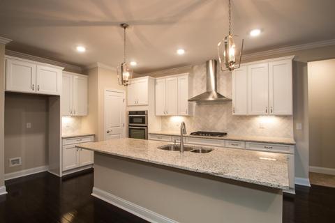 6262 Fields Ertel Rd, Cincinnati, OH 45249 photo 4