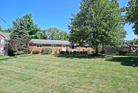8621 Weller Rd, Montgomery, OH 45249 photo 1