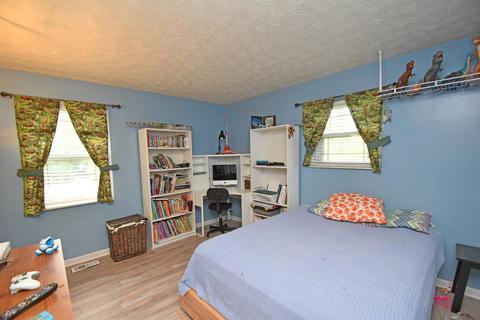 5390 Brasher Ave, Blue Ash, OH 45242 photo 13