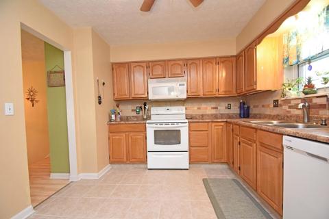 5390 Brasher Ave, Blue Ash, OH 45242 photo 8