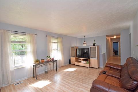 5390 Brasher Ave, Blue Ash, OH 45242 photo 5