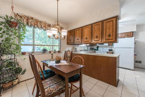 609 Brandy Way, Cincinnati, OH 45244 photo 9