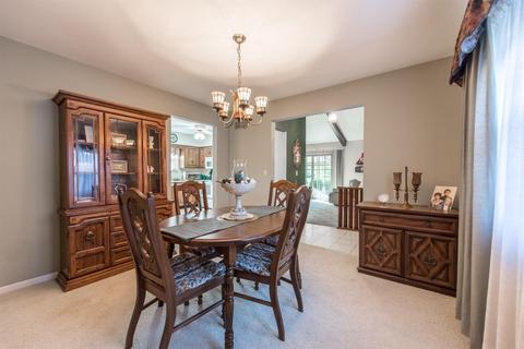 609 Brandy Way, Cincinnati, OH 45244 photo 8