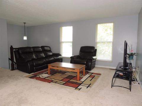 5481 Edger Dr, Cincinnati, OH 45239 photo 11