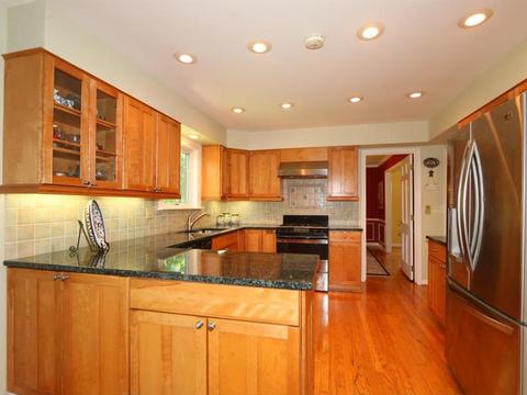 8765 Sturbridge Dr, Cincinnati, OH 45236 photo 12