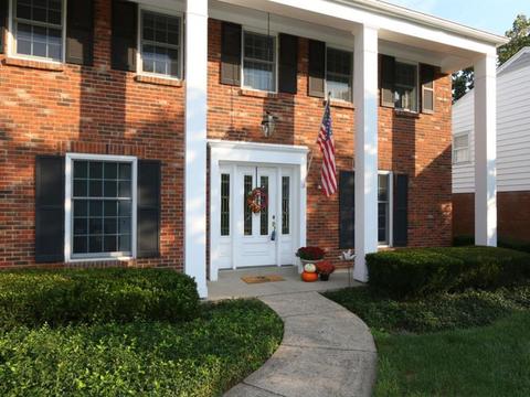8765 Sturbridge Dr, Cincinnati, OH 45236 photo 2