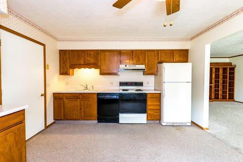 4883 Auston St, Springfield, OH 45502 photo 7