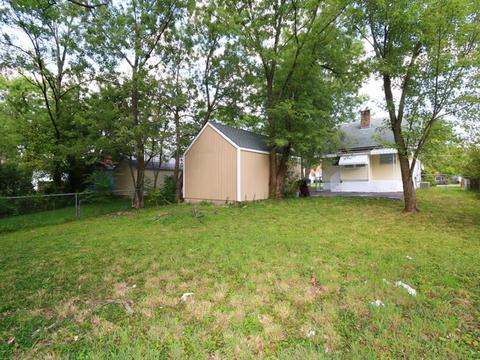8913 Cherry St, Blue Ash, OH 45242 photo 15
