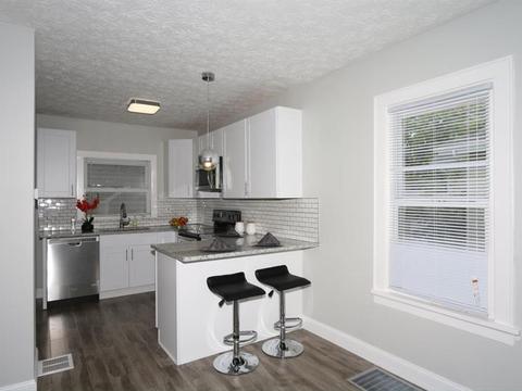 8913 Cherry St, Blue Ash, OH 45242 photo 8