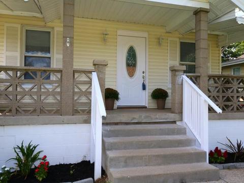 8913 Cherry St, Blue Ash, OH 45242 photo 2