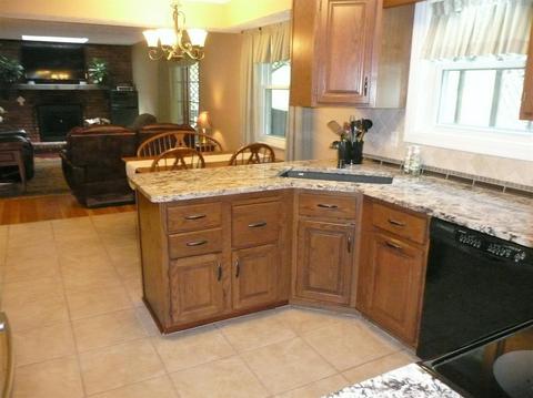 1528 Acreview Dr, Cincinnati, OH 45240 photo 9