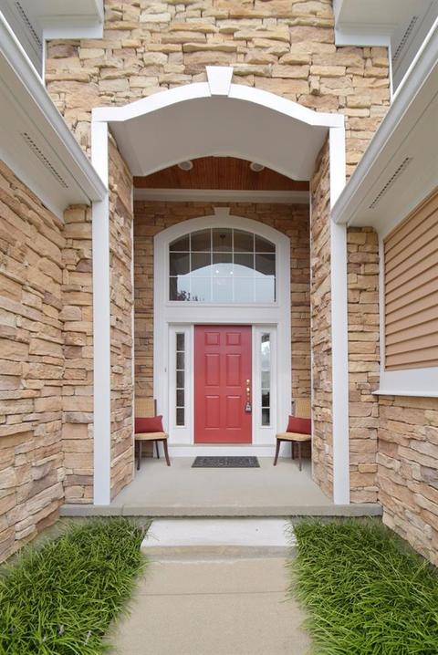 907 Pine Valley Ln, Cincinnati, OH 45245 photo 2