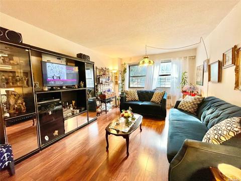 862 Ridgeway Ave, Cincinnati, OH 45229 photo 3
