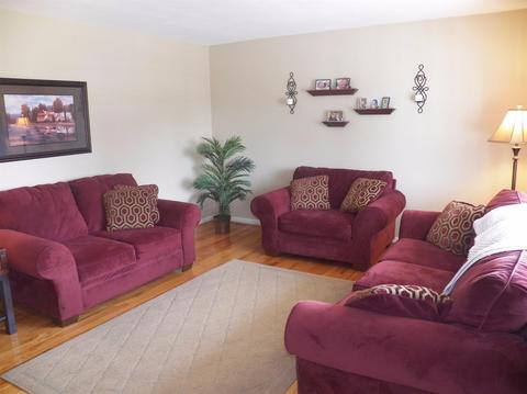 5012 Donlar Ave, Cincinnati, OH 45238 photo 2