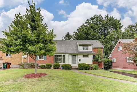 1004 Harbury Dr, Cincinnati, OH 45224 photo 1