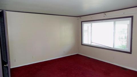 8476 Sunlight Dr, Cincinnati, OH 45231 photo 3
