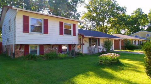 8476 Sunlight Dr, Cincinnati, OH 45231 photo 1
